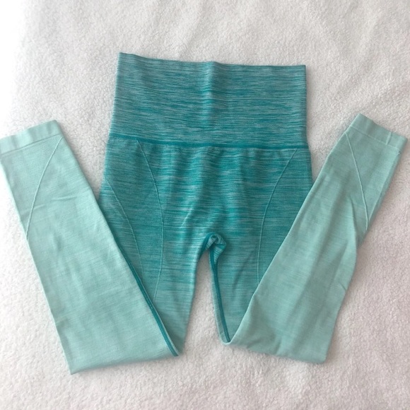 YELETE yoga High waist dry-fit ombré, leggings size L - Picture 4 of 5